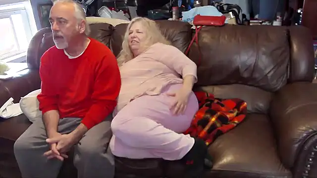 Snapshot of PincheDave4u chatting on 15, 2, 2025 PincheDave4u online show from 15, 2, 2025