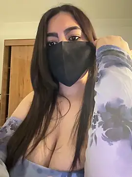 Hot-Sarah-arab online show from 9, 3, 2026