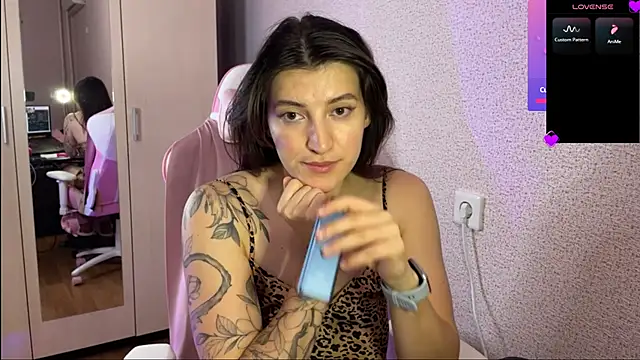 Katrin  kiss online show from 19, 1, 2025