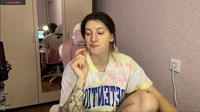 Katrin  kiss online show from 29, 1, 2025