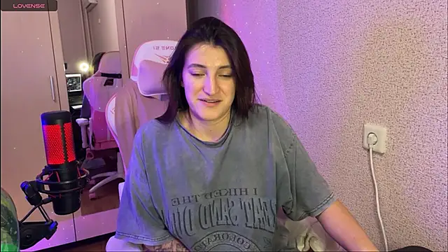 Katrin  kiss online show from 1, 2, 2025