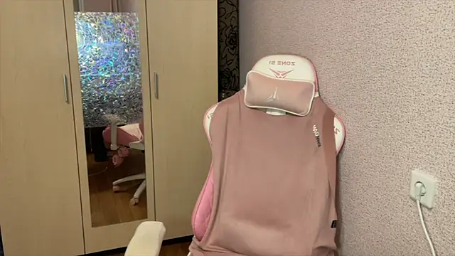 Snapshot of Katrin__kiss chatting on 9, 3, 2026 Katrin kiss online show from 9, 3, 2026