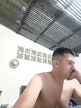 Snapshot of walwan85 chatting on 5, 11, 2025 walwan85 online show from 5, 11, 2025