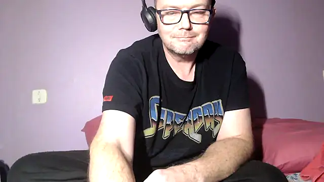 Snapshot of hairy_orbite chatting on 15, 12, 2025 hairy orbite online show from 15, 12, 2025