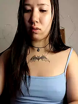 Japabaixinha online show from 12, 12, 2024