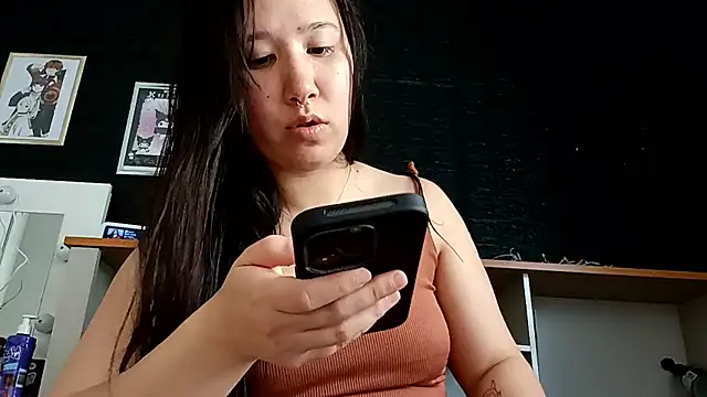 Japabaixinha online show from 8, 11, 2025