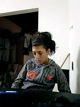 Snapshot of gala2 chatting on 26, 10, 2025 gala2 online show from 26, 10, 2025