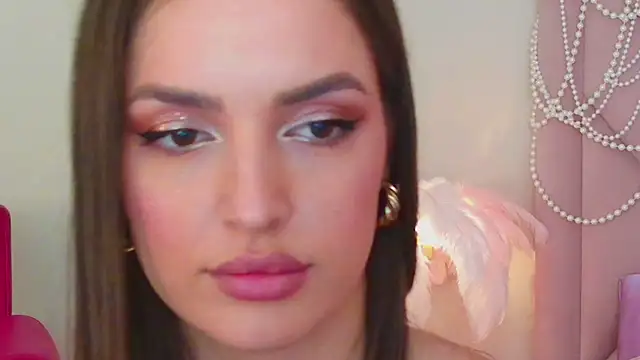 BellaHalles online show from 25, 12, 2024