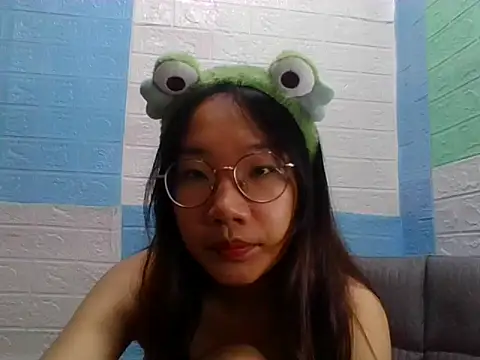 Snapshot of Nanoko chatting on 30, 9, 2025 Nanoko online show from 30, 9, 2025