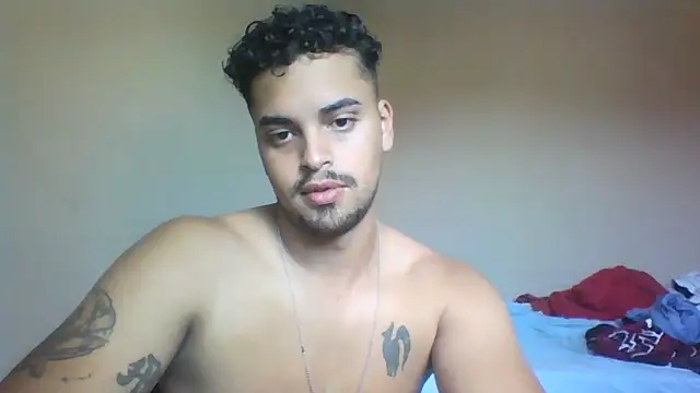 Snapshot of Xcumshot33 chatting on 16, 12, 2025 Xcumshot33 online show from 16, 12, 2025