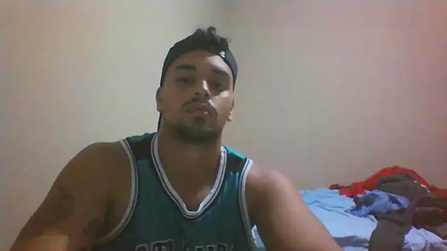 Snapshot of Xcumshot33 chatting on 17, 12, 2025 Xcumshot33 online show from 17, 12, 2025