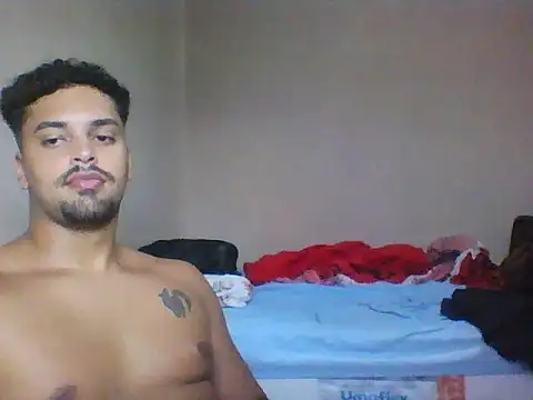 Snapshot of Xcumshot33 chatting on 3, 2, 2026 Xcumshot33 online show from 3, 2, 2026