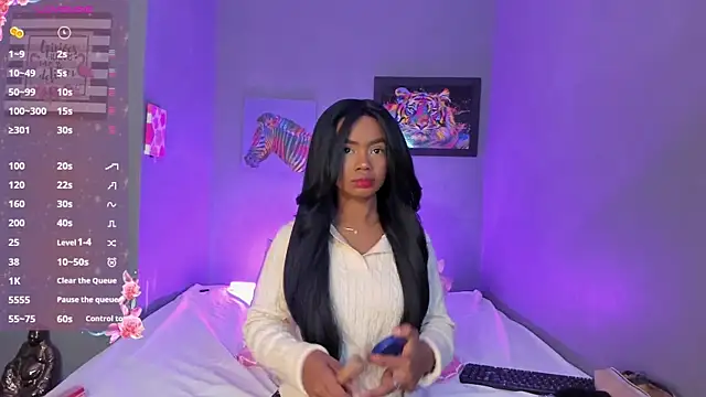 Snapshot of EmmaSmith06 chatting on 10, 10, 2025 EmmaSmith06 online show from 10, 10, 2025