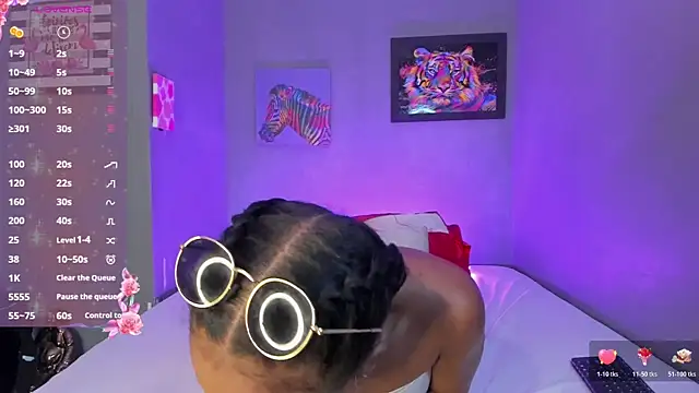 Snapshot of EmmaSmith06 chatting on 22, 10, 2025 EmmaSmith06 online show from 22, 10, 2025