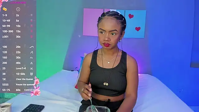 Snapshot of EmmaSmith06 chatting on 7, 11, 2025 EmmaSmith06 online show from 7, 11, 2025