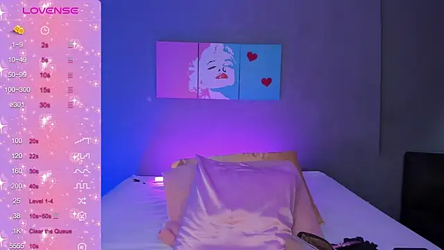 EmmaSmith06 online show from 4, 2, 2026