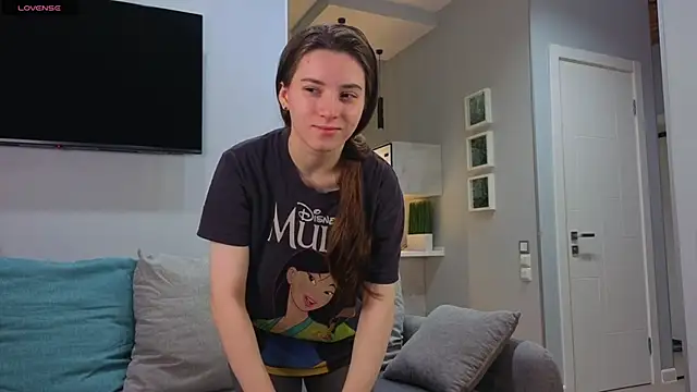 DonnaBurkee online show from 13, 11, 2025