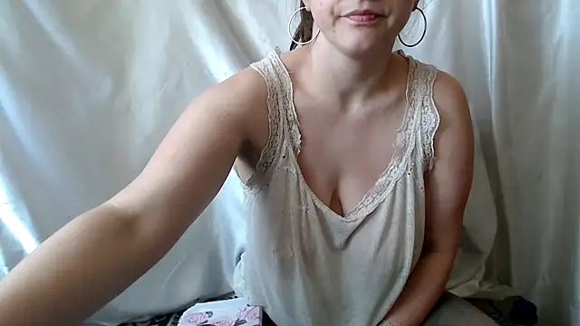 Burberrry  online show from 9, 3, 2025