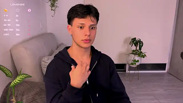 Snapshot of Alexxblue chatting on 15, 10, 2025 Alexxblue online show from 15, 10, 2025