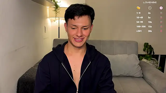 Snapshot of Alexxblue chatting on 22, 11, 2025 Alexxblue online show from 22, 11, 2025