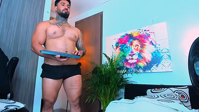 Snapshot of naugthy_dominant chatting on 8, 10, 2025 naugthy dominant online show from 8, 10, 2025