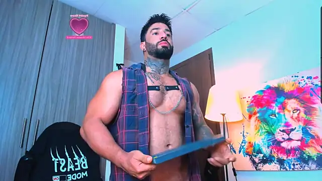 Snapshot of naugthy_dominant chatting on 16, 10, 2025 naugthy dominant online show from 16, 10, 2025