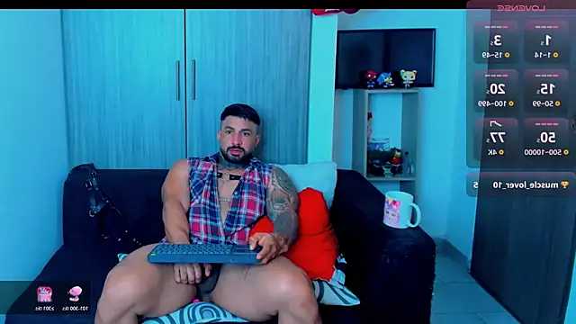 Snapshot of naugthy_dominant chatting on 10, 11, 2025 naugthy dominant online show from 10, 11, 2025