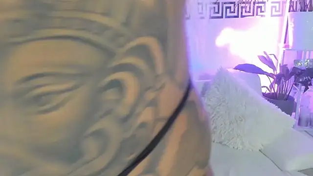 CocoSkyy online show from 8, 1, 2025