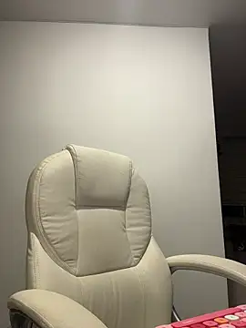 pamell col online show from 31, 10, 2025