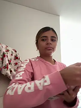 pamell col online show from 19, 11, 2025