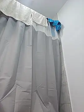 Iliketocooksquirt25 online show from 29, 1, 2025