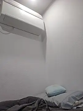 Iliketocooksquirt25 online show from 10, 2, 2026