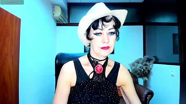 Silvia Wallec online show from 26, 1, 2025