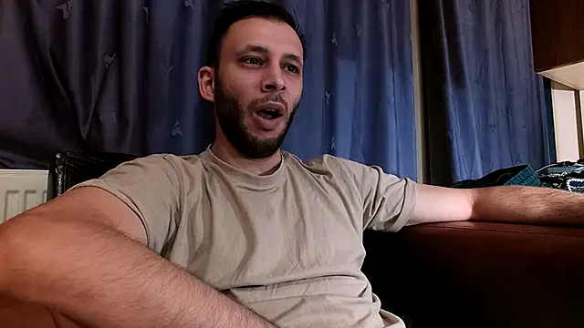 Snapshot of henryaxe chatting on 5, 12, 2024 henryaxe online show from 5, 12, 2024