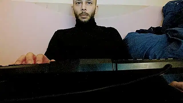 Snapshot of henryaxe chatting on 21, 2, 2025 henryaxe online show from 21, 2, 2025