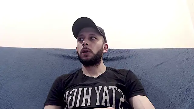 Snapshot of henryaxe chatting on 7, 3, 2025 henryaxe online show from 7, 3, 2025