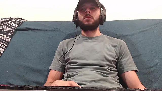 Snapshot of henryaxe chatting on 13, 3, 2025 henryaxe online show from 13, 3, 2025