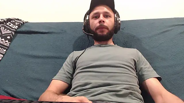 Snapshot of henryaxe chatting on 13, 3, 2025 henryaxe online show from 13, 3, 2025