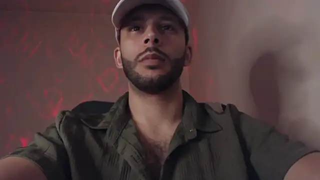 Snapshot of henryaxe chatting on 19, 9, 2025 henryaxe online show from 19, 9, 2025