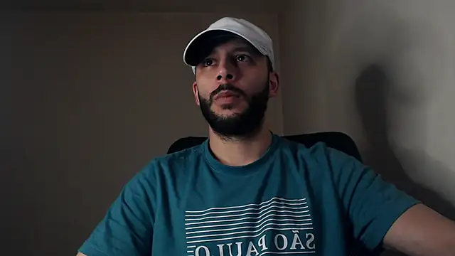 Snapshot of henryaxe chatting on 8, 10, 2025 henryaxe online show from 8, 10, 2025