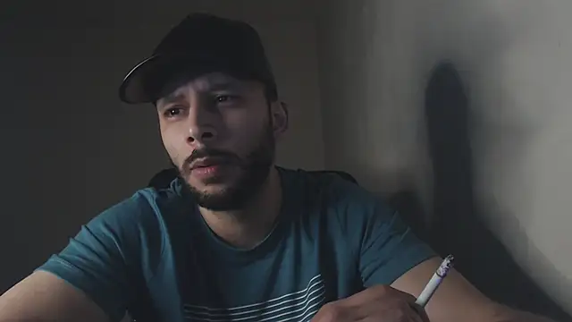 Snapshot of henryaxe chatting on 18, 10, 2025 henryaxe online show from 18, 10, 2025