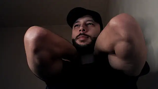 Snapshot of henryaxe chatting on 24, 10, 2025 henryaxe online show from 24, 10, 2025