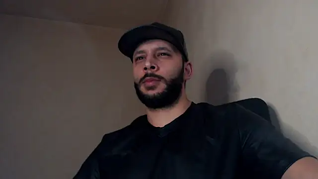 Snapshot of henryaxe chatting on 25, 10, 2025 henryaxe online show from 25, 10, 2025