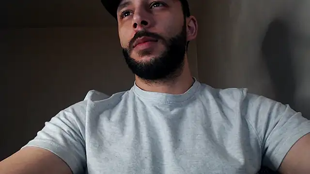 Snapshot of henryaxe chatting on 27, 10, 2025 henryaxe online show from 27, 10, 2025