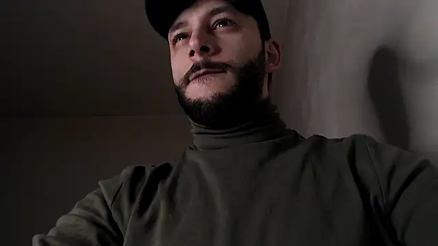 Snapshot of henryaxe chatting on 13, 3, 2026 henryaxe online show from 13, 3, 2026