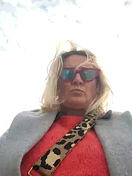 lady charlyne online show from 19, 2, 2025