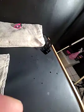 lady charlyne online show from 5, 3, 2025