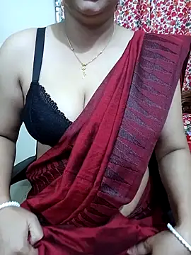 Snapshot of Priya_Boudi chatting on 26, 10, 2025 Priya Boudi online show from 26, 10, 2025