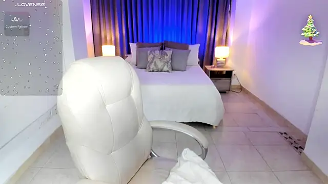 Rebeka spencer online show from 31, 12, 2024