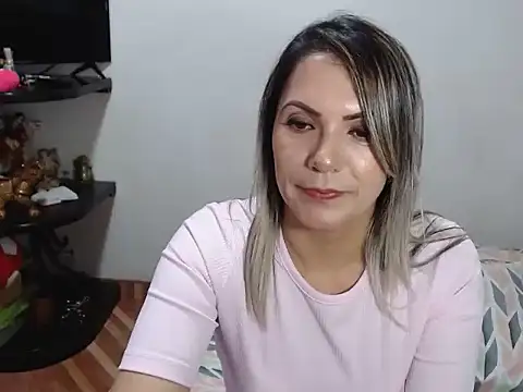 Snapshot of Chantal_hott chatting on 15, 2, 2025 Chantal hott online show from 15, 2, 2025